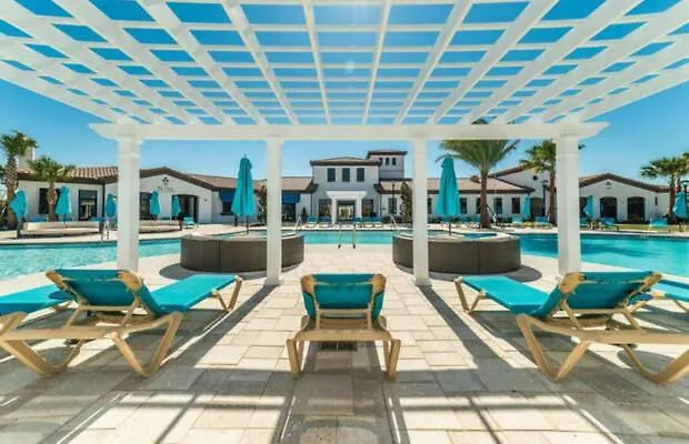 Modern Home, Private Pool. Sleeps 15 Ww102