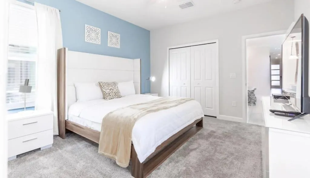 度假居 Beautiful 5 Bed With Game And Pool 基西米