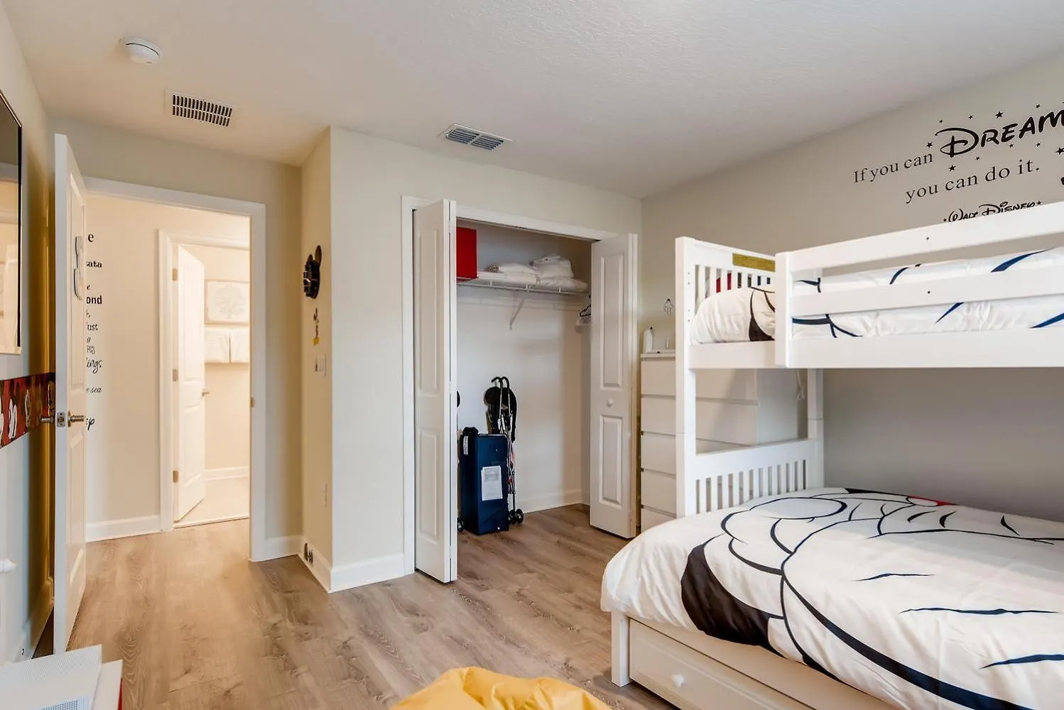 4808 Ll Magical 4br Townhome Pool