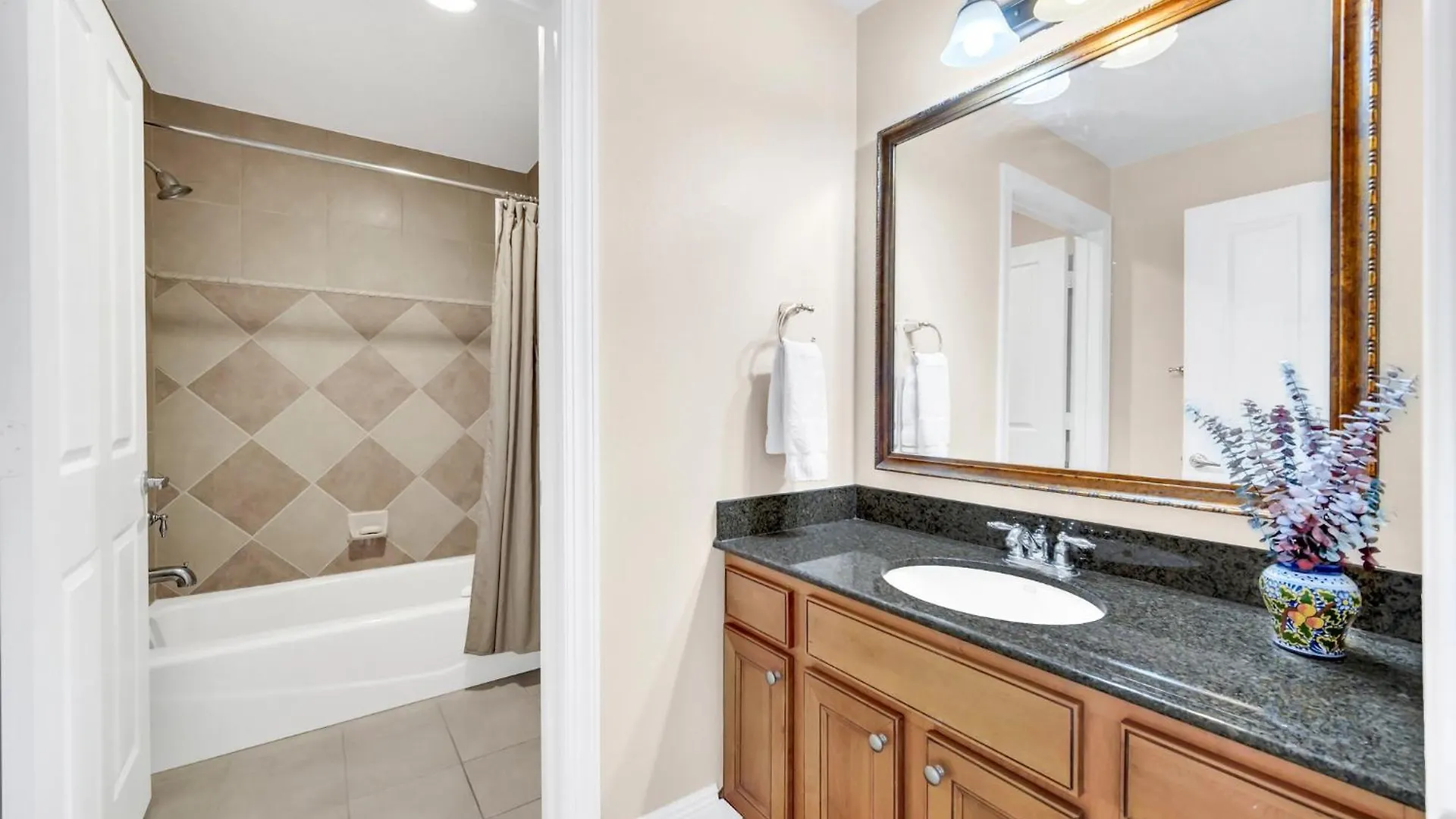 Stylish At Reunion Reu102 Holiday home