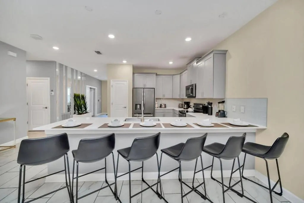 9 Bedroom Family 8 Minutes To Stl119 Kissimmee