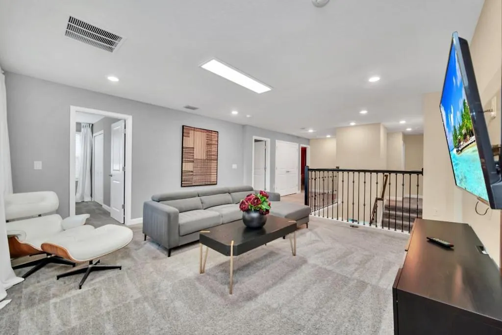 9 Bedroom Family 8 Minutes To Stl119 Kissimmee