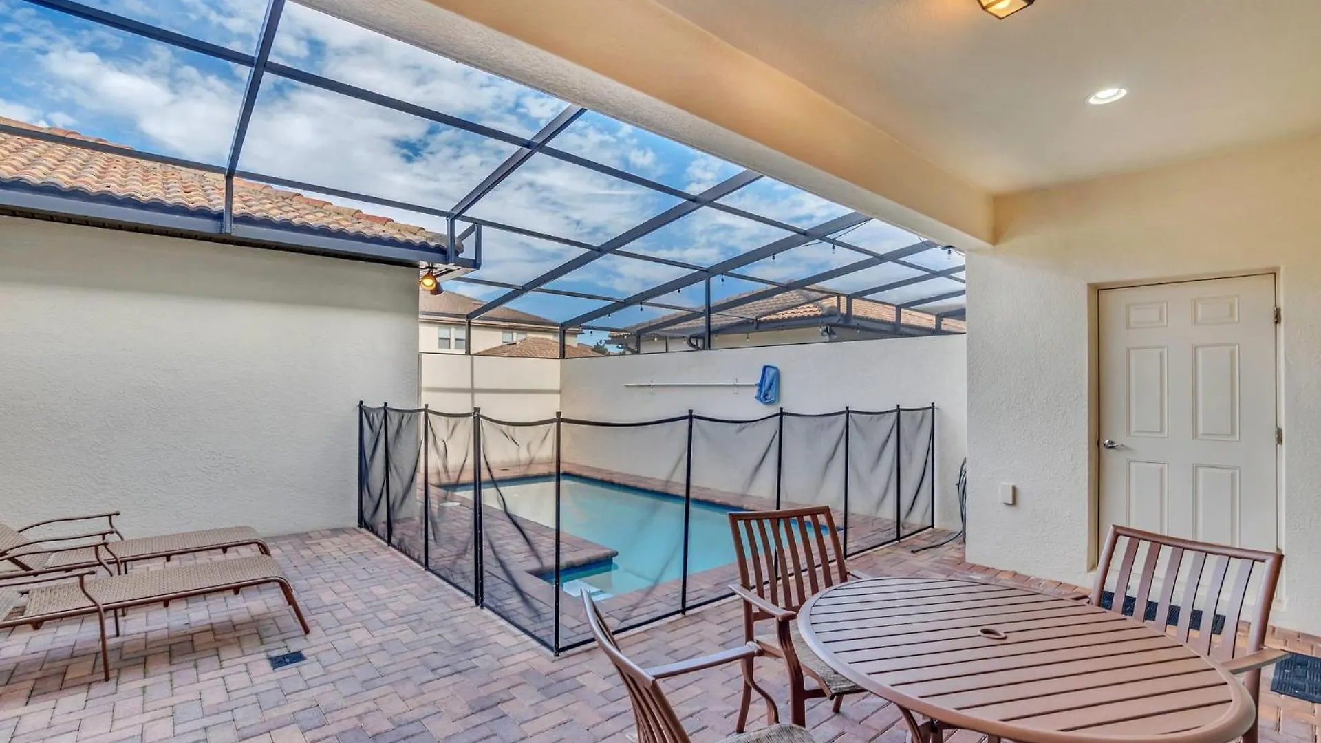 2027 Md - Windsor Westside Tranquil Haven Holiday home