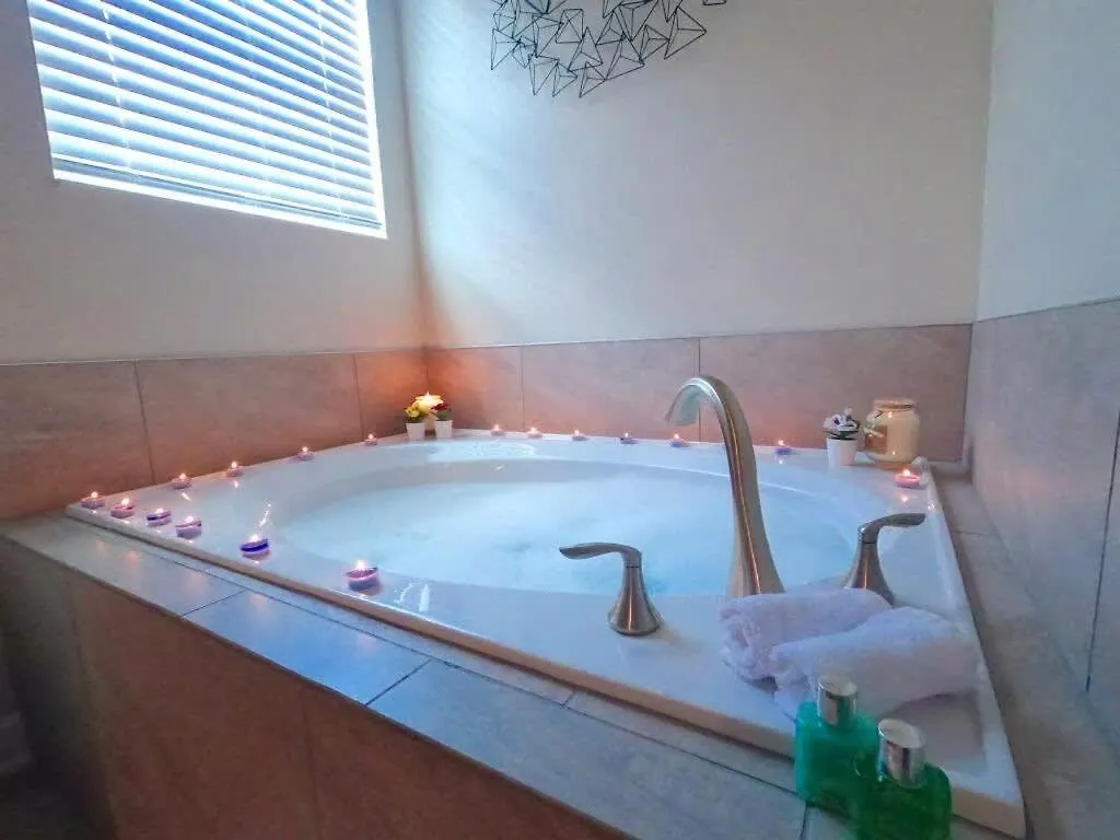 Fabulous 5bed Pool Private Pool And Spa-700ss