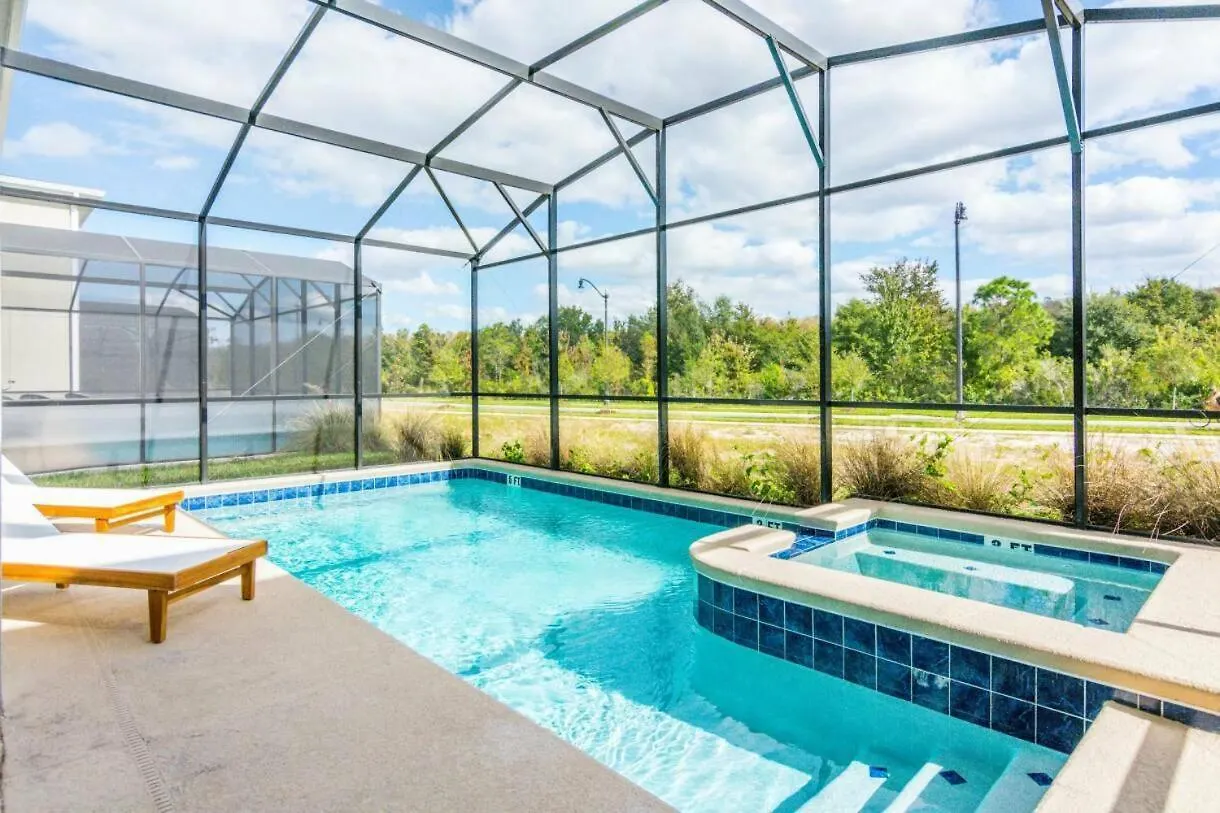 Storey 6 Bedroom Vacation 2807