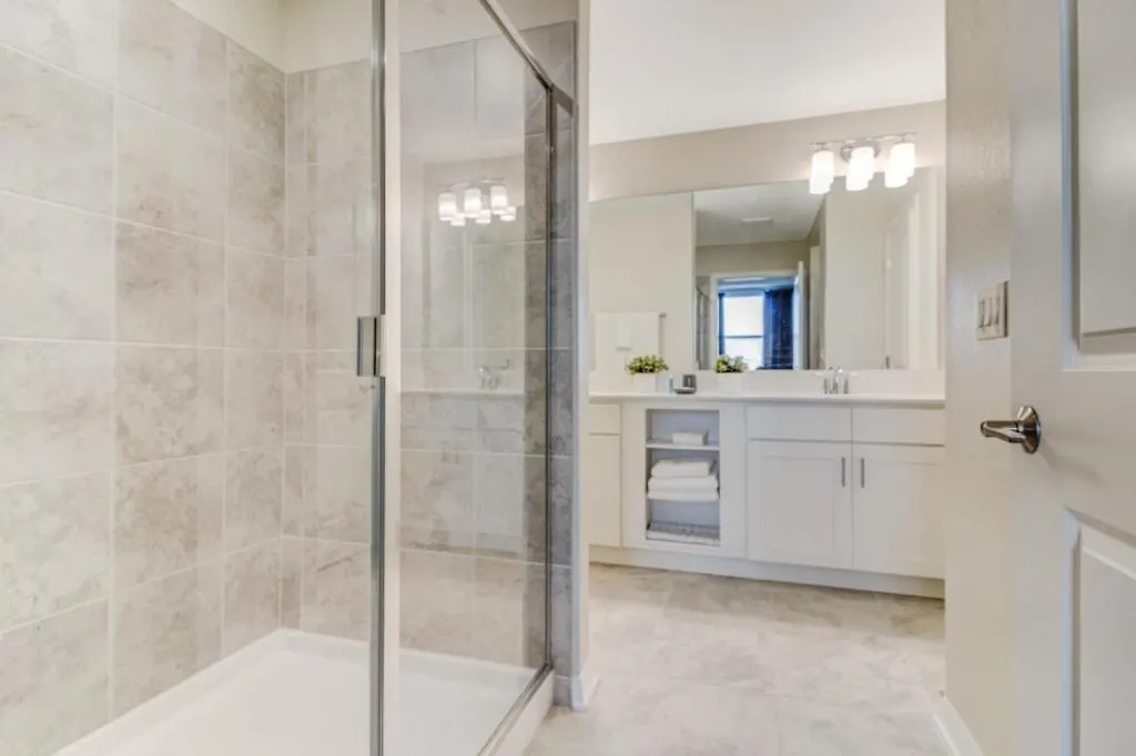 Summer Sale Storey 3bdrm