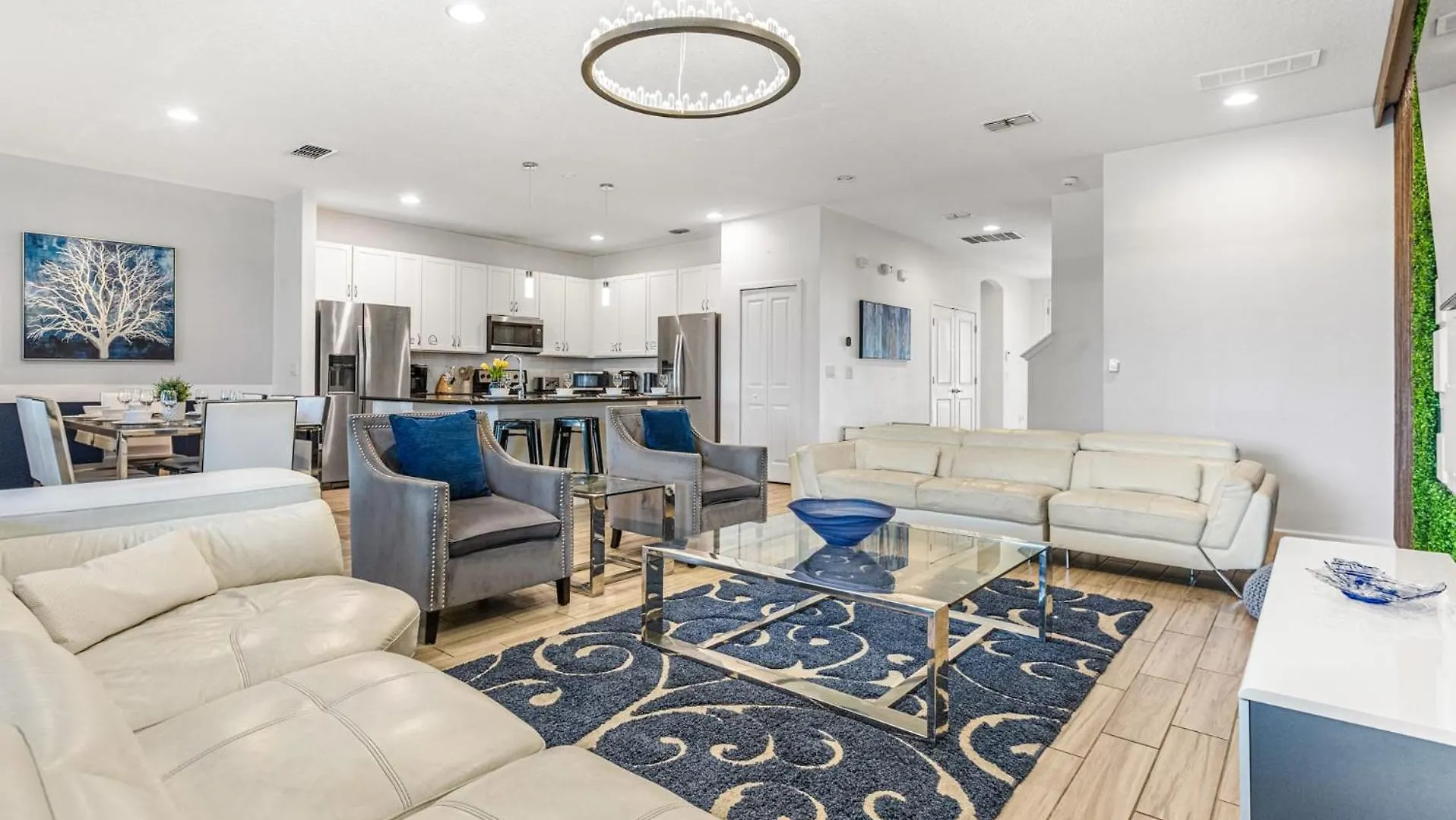 Upstay -spacious W Pool-hot Tub-bbq- Sleeps 27 Holiday home Kissimmee