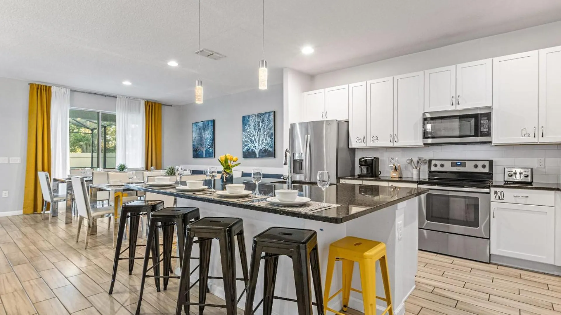 Upstay -spacious W Pool-hot Tub-bbq- Sleeps 27 * Kissimmee