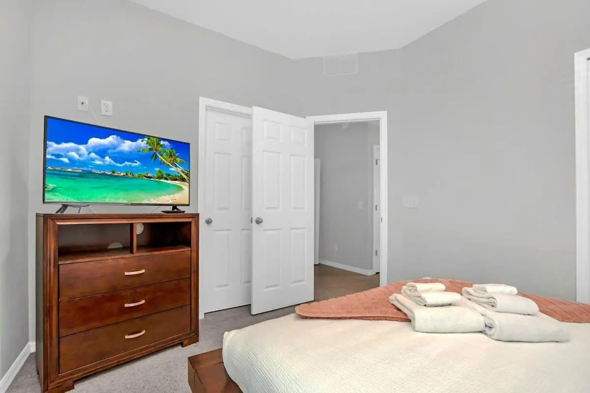 Roomy Town Home, Mickey-themed Bedroom! #4bv550 Kissimmee