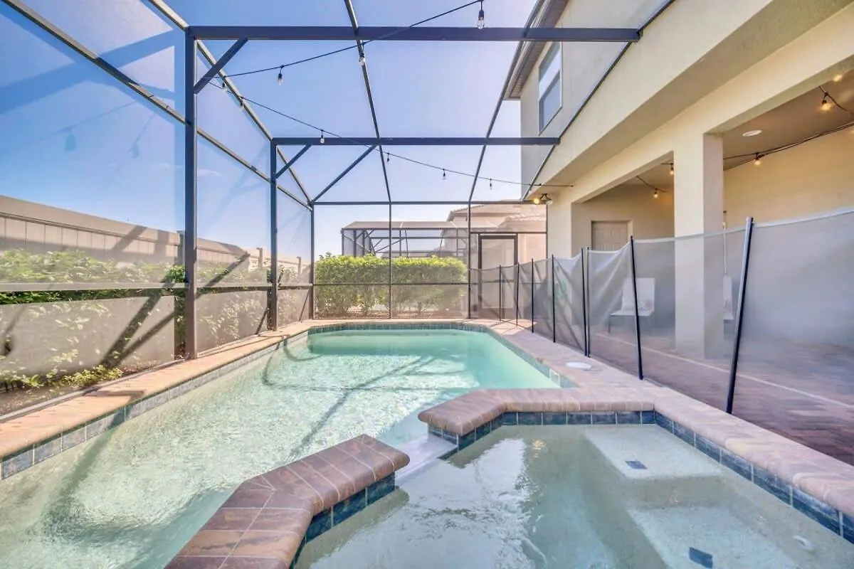 Star Wars Villa: Disney-themed Retreat With Game And Pool *