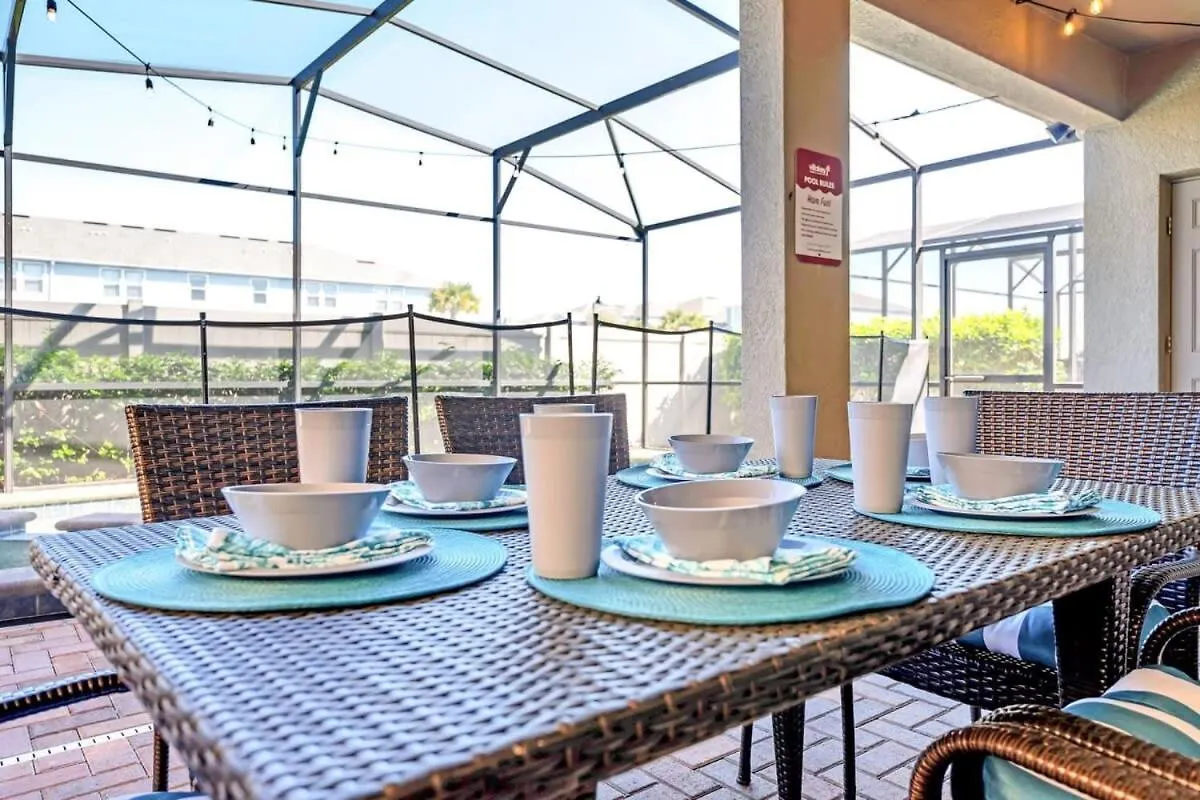 Star Wars Villa: Disney-themed Retreat With Game And Pool *