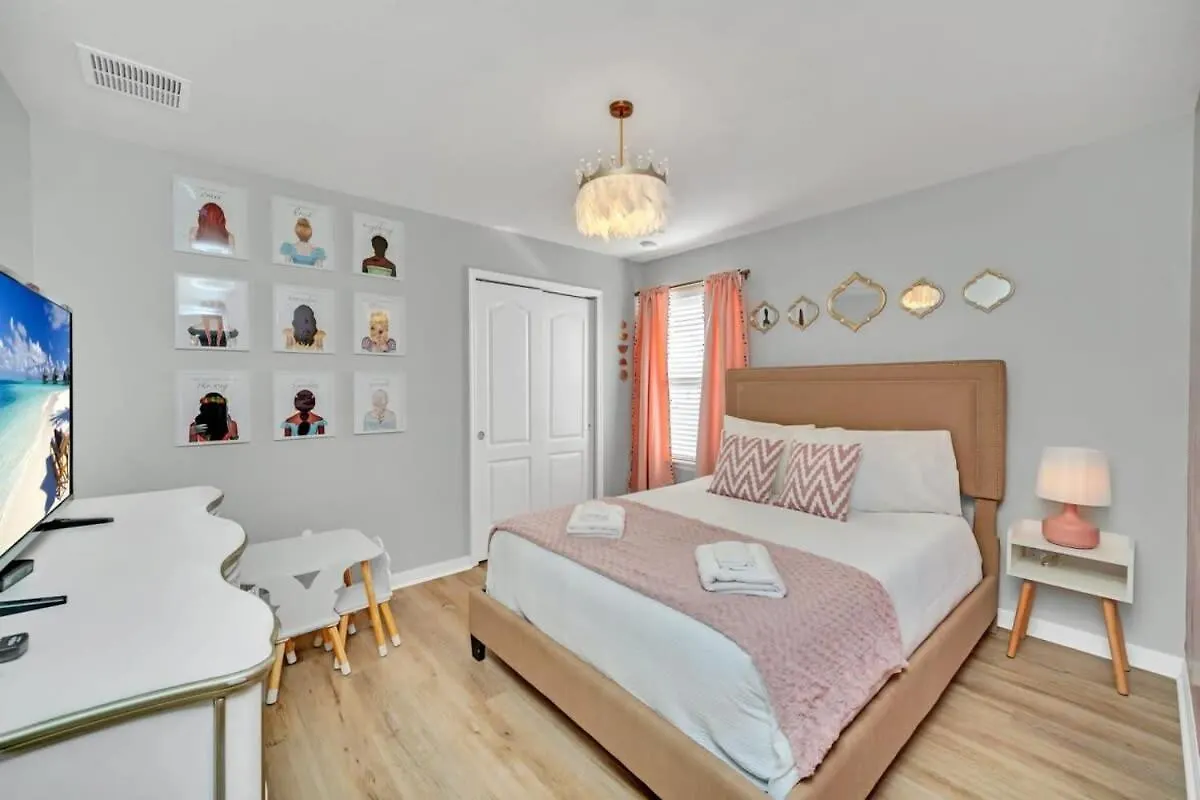 Star Wars Villa: Disney-themed Retreat With Game And Pool Holiday home Kissimmee