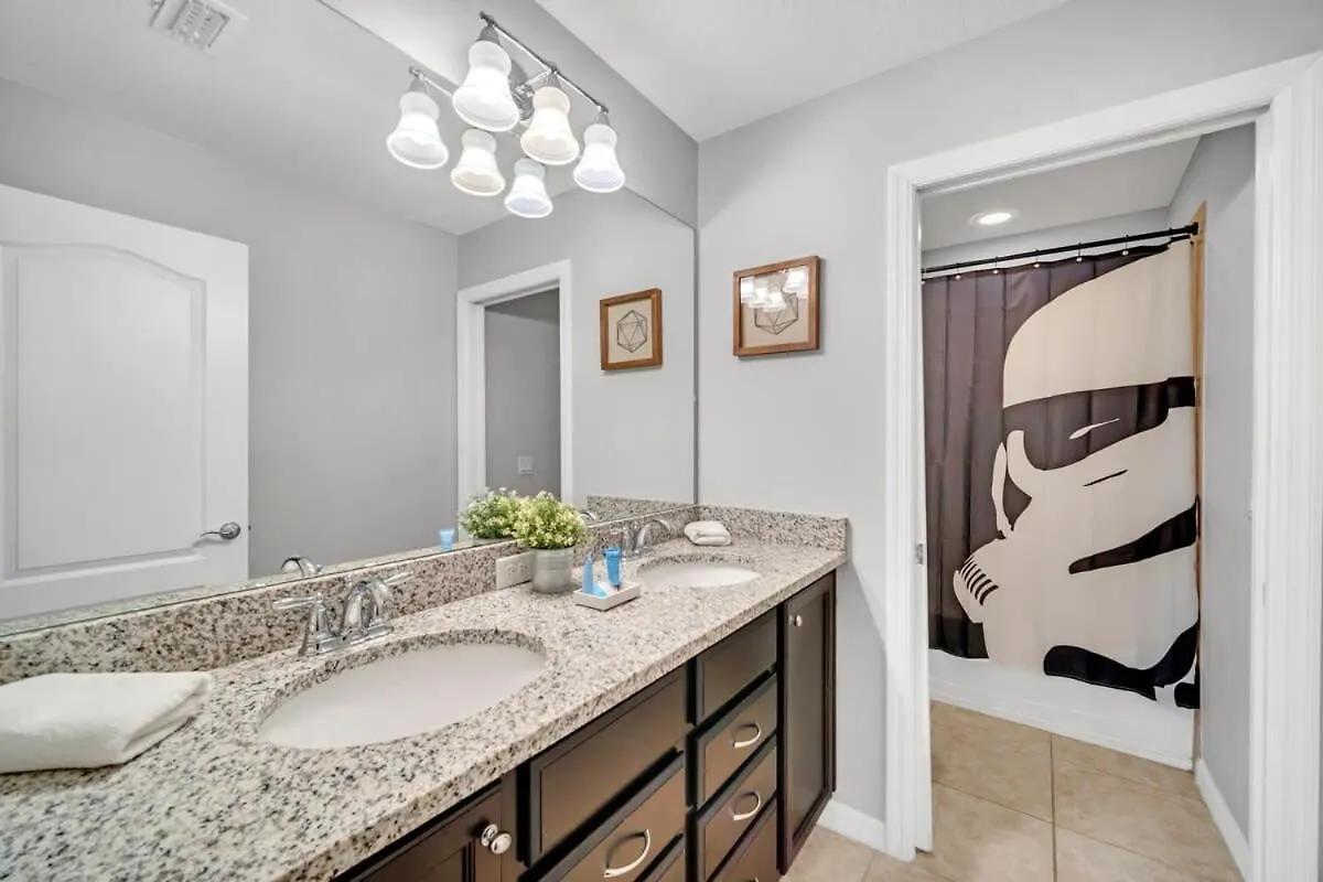 Star Wars Villa: Disney-themed Retreat With Game And Pool Holiday home Kissimmee