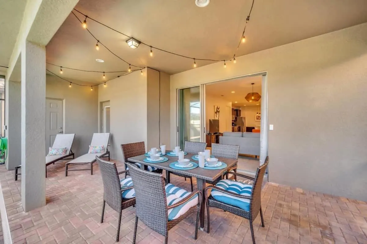 Star Wars Villa: Disney-themed Retreat With Game And Pool Holiday home
