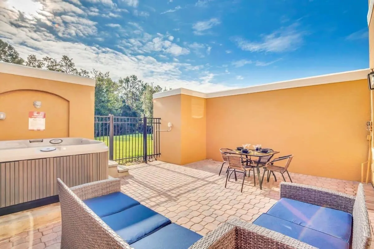 Newly Renovated Stylish With Star Wars Mickey And Safari Themed #3tv4706 Holiday home