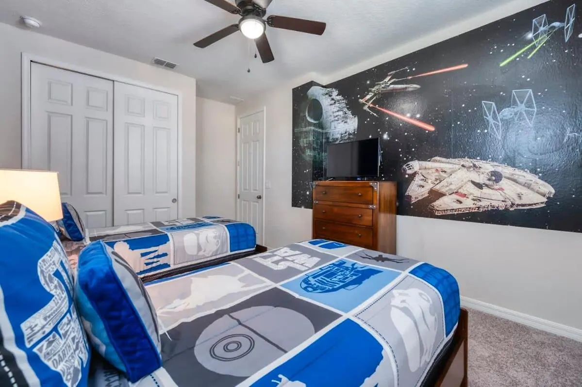 4-br Oasis In Stunning Four Corners