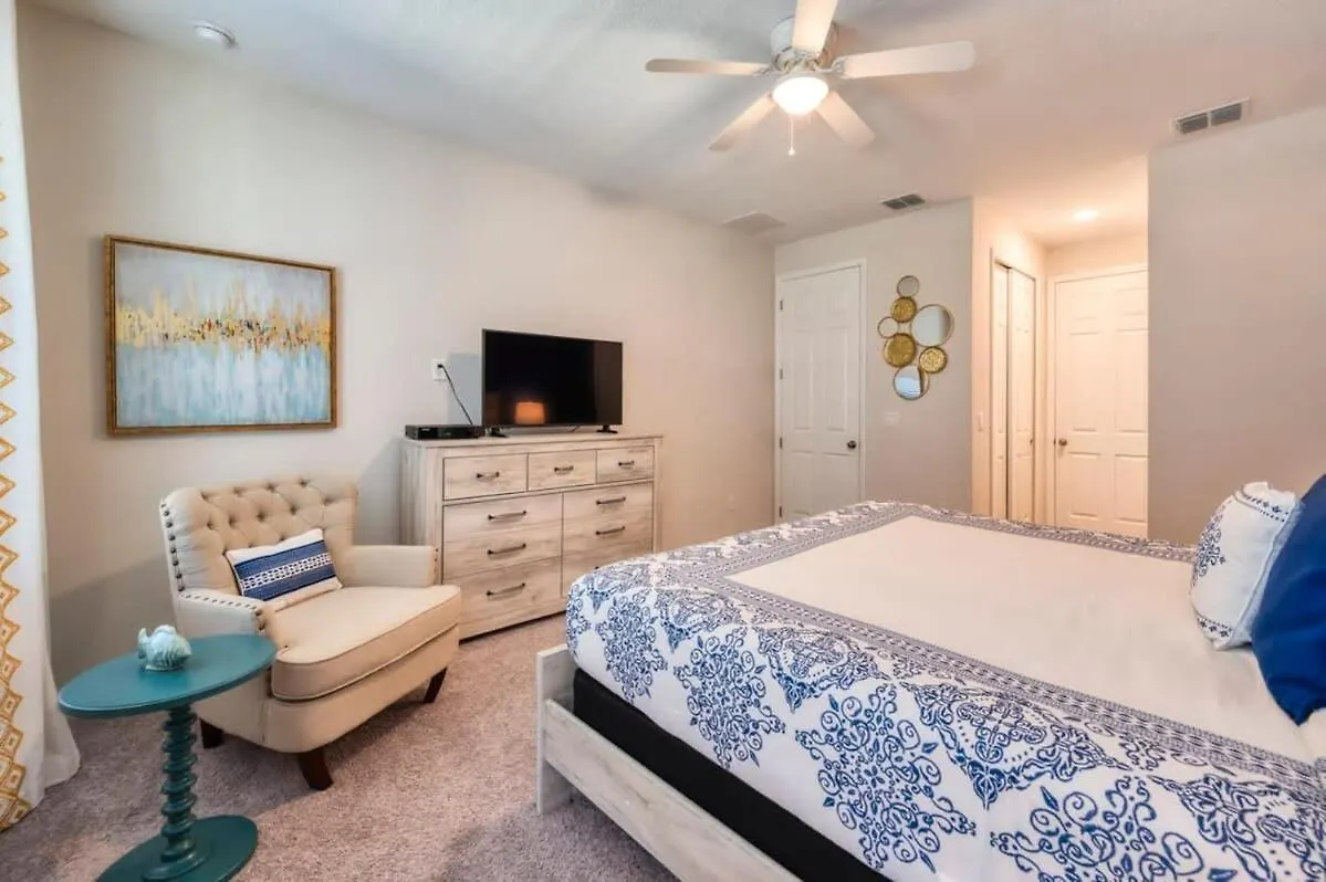 4-br Oasis In Stunning Holiday home Four Corners