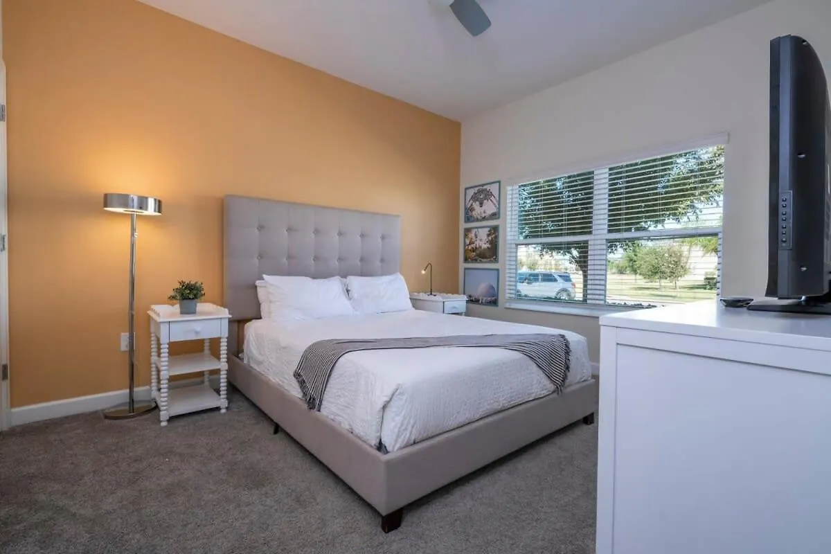 Holiday home Gorgeous 4bd W Pool & Free Waterpark 428 *