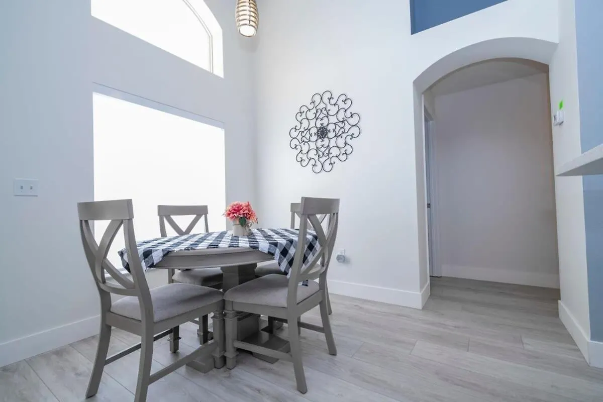 度假居 Cozy 4bd Pool & Gameroom @ Emerald Island 2673