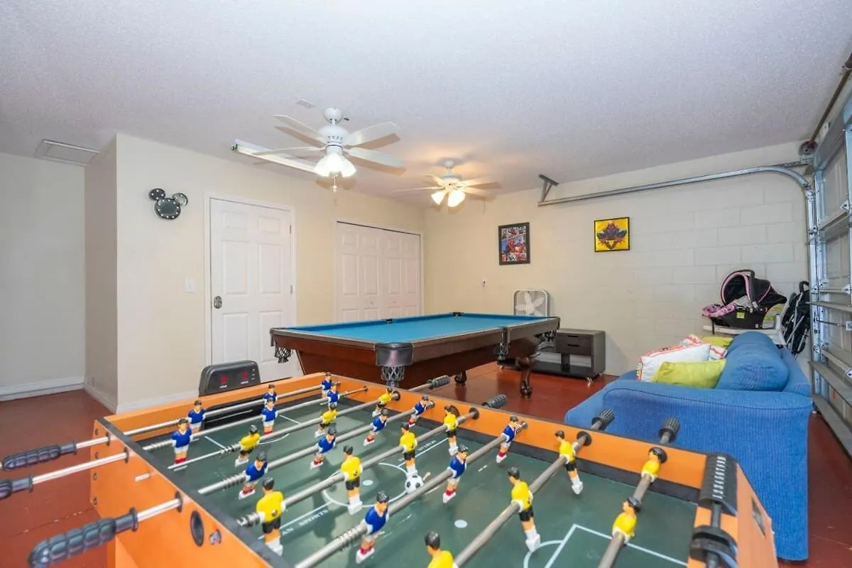 Cozy 4bd Pool & Gameroom @ Emerald Island 2673 *