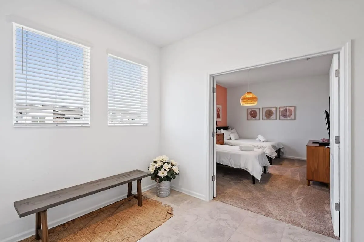 Apartment Beautiful & Spacious 3-bed Champions Gate