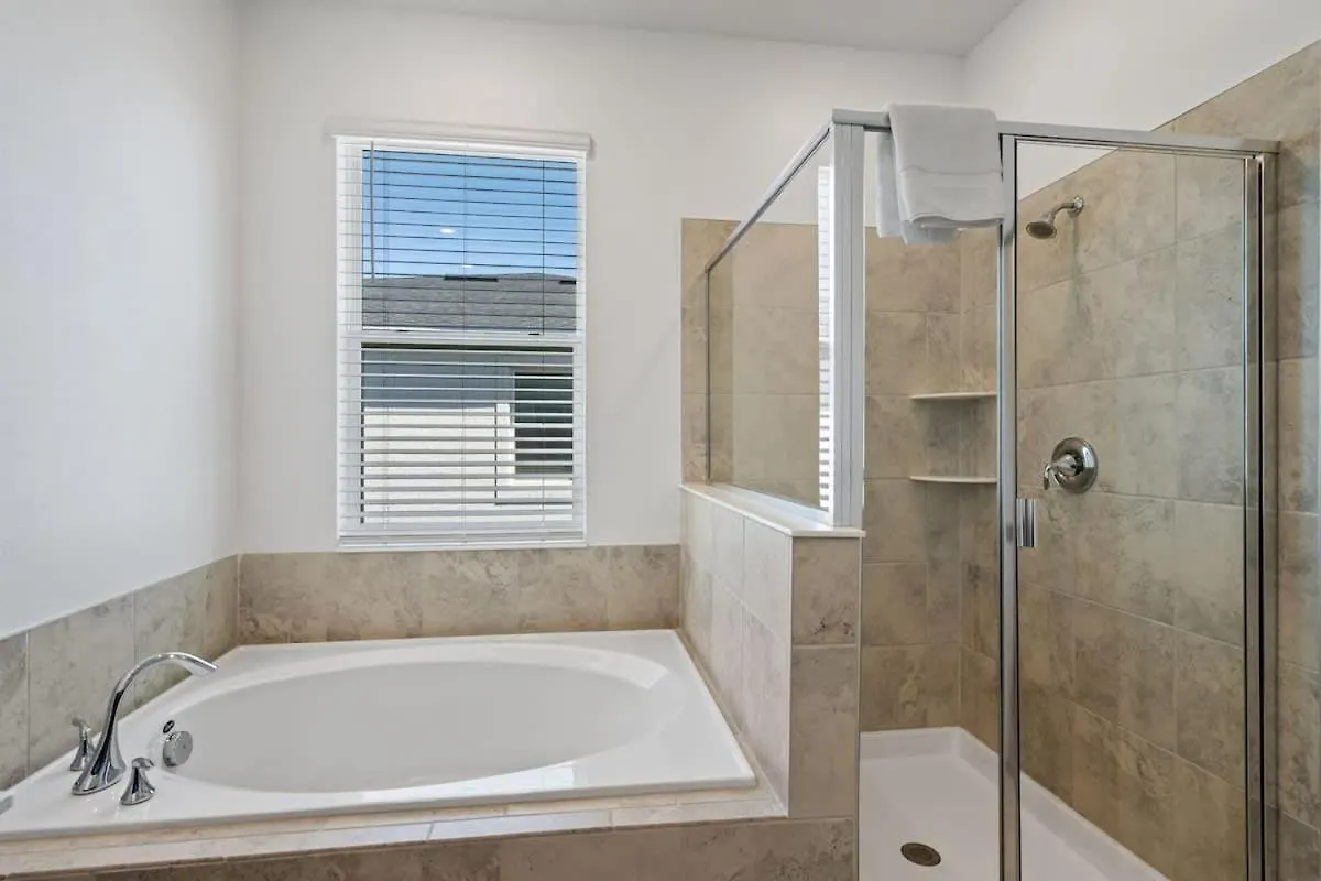 Beautiful & Spacious 3-bed Champions Gate Kissimmee
