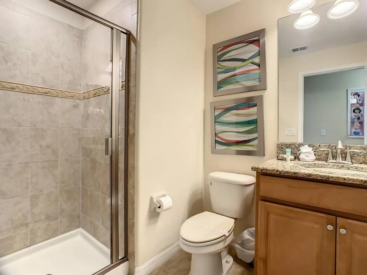 Storey Dreamy Townhome, 5 Mi Universal