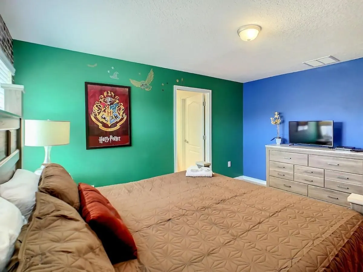 Storey Dreamy Townhome, 5 Mi Universal Kissimmee