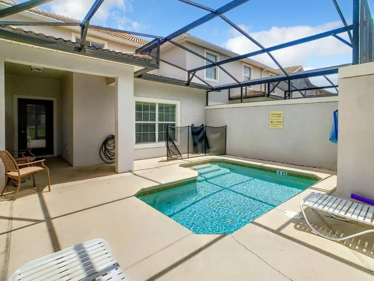 Storey Dreamy Townhome, 5 Mi Universal