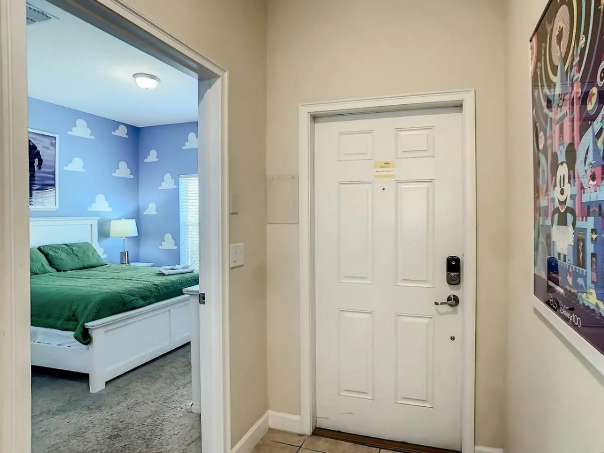 Holiday home Storey Dreamy Townhome, 5 Mi Universal