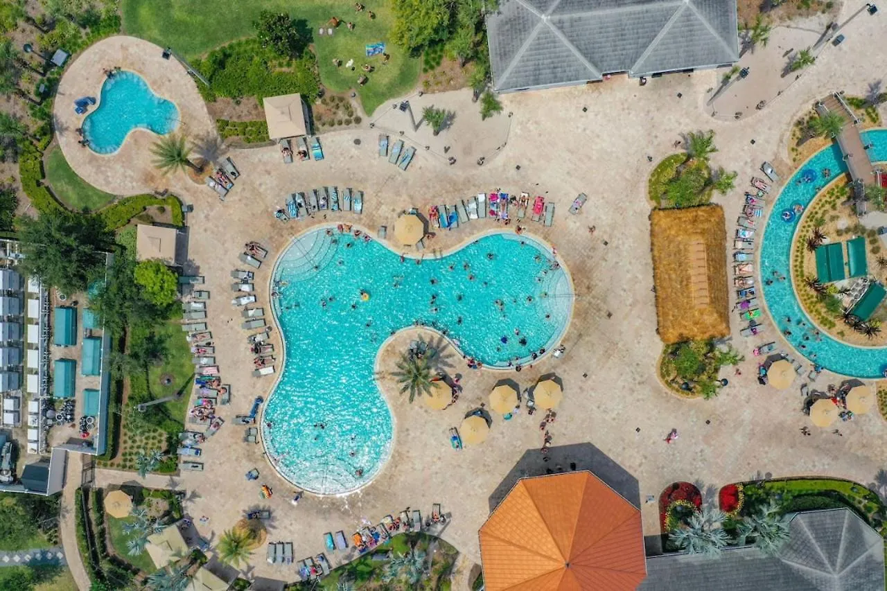Storey Dreamy Townhome, 5 Mi Universal Holiday home Kissimmee