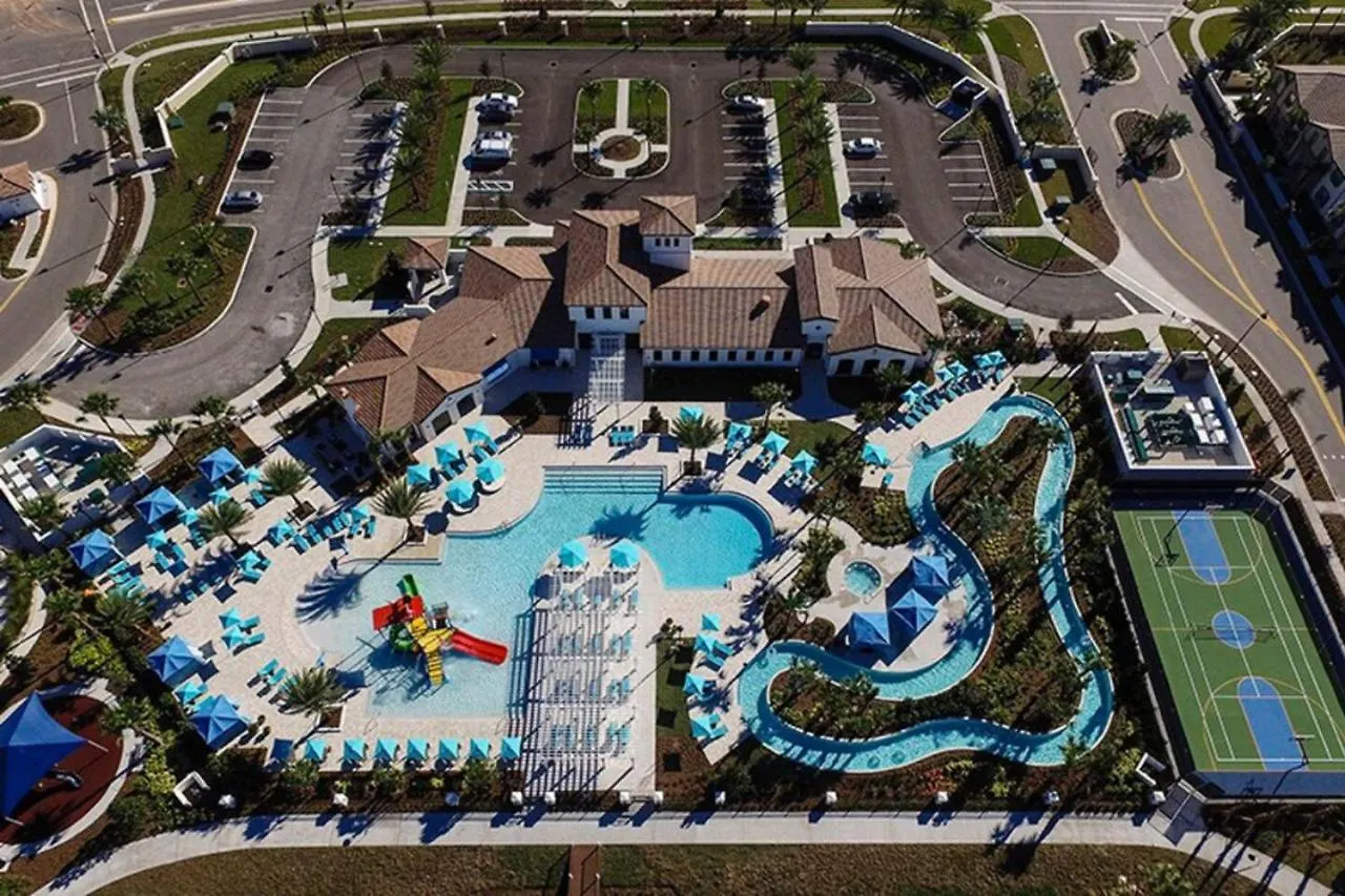 Wishing Star Mansion, Games, Hottub, Near Holiday home Kissimmee