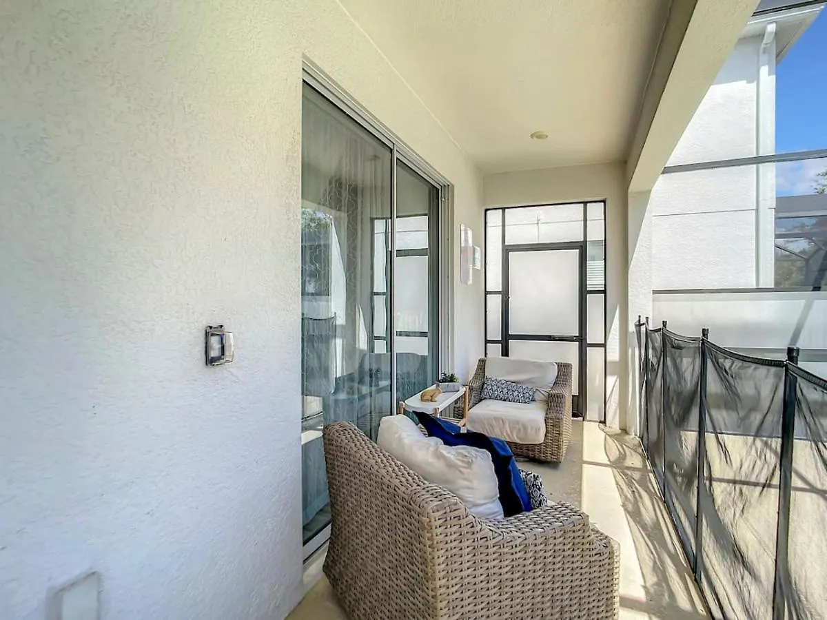 Storeylake Imagination Villa, 5mi Universal Holiday home Kissimmee