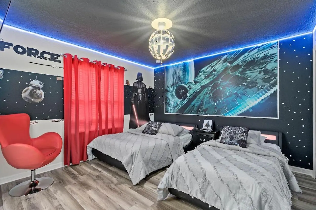 Holiday home Wishing Star Mansion, Games, Hottub, Near Kissimmee
