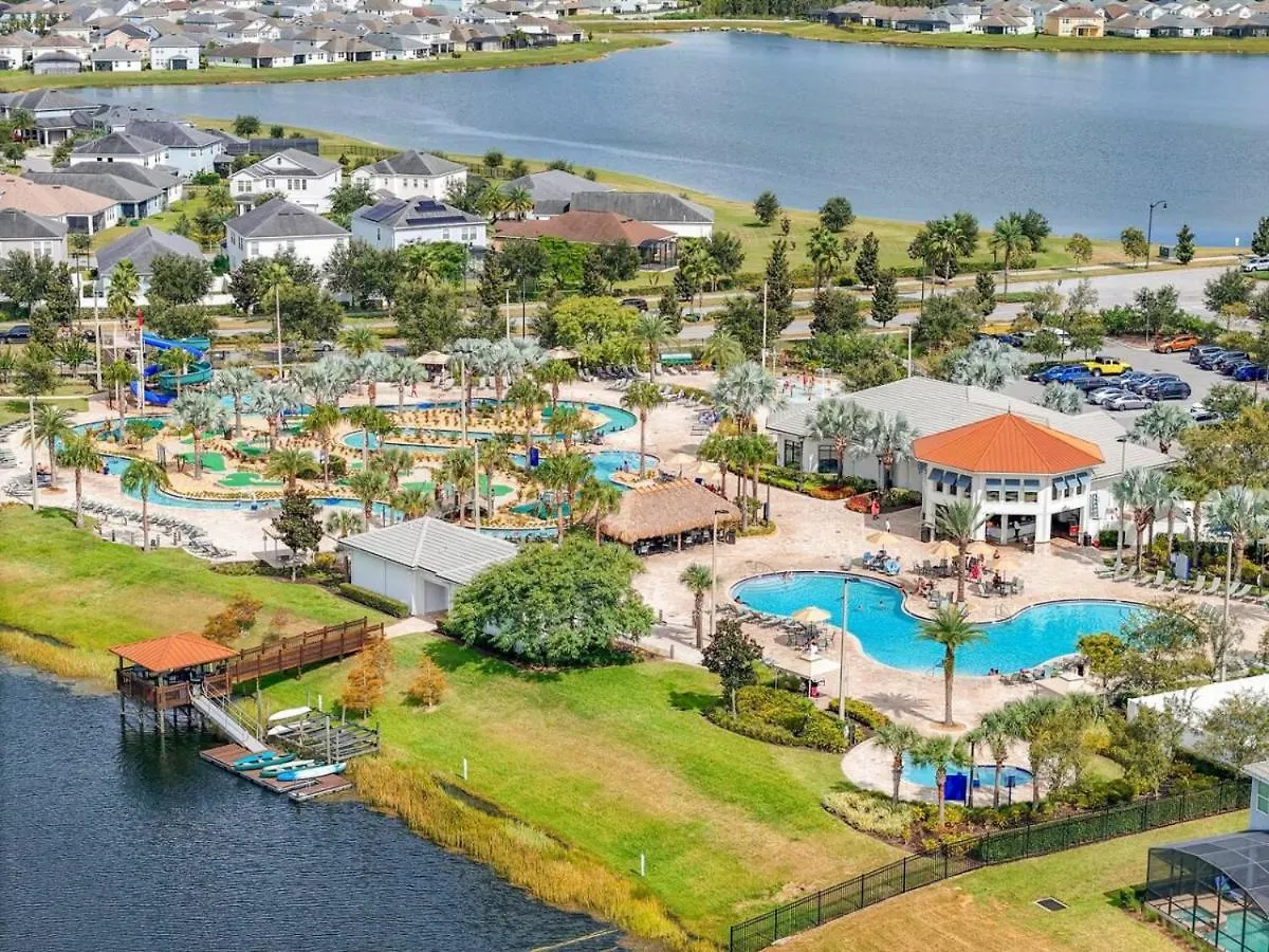 Storeylake Imagination Villa, 5mi Universal Holiday home