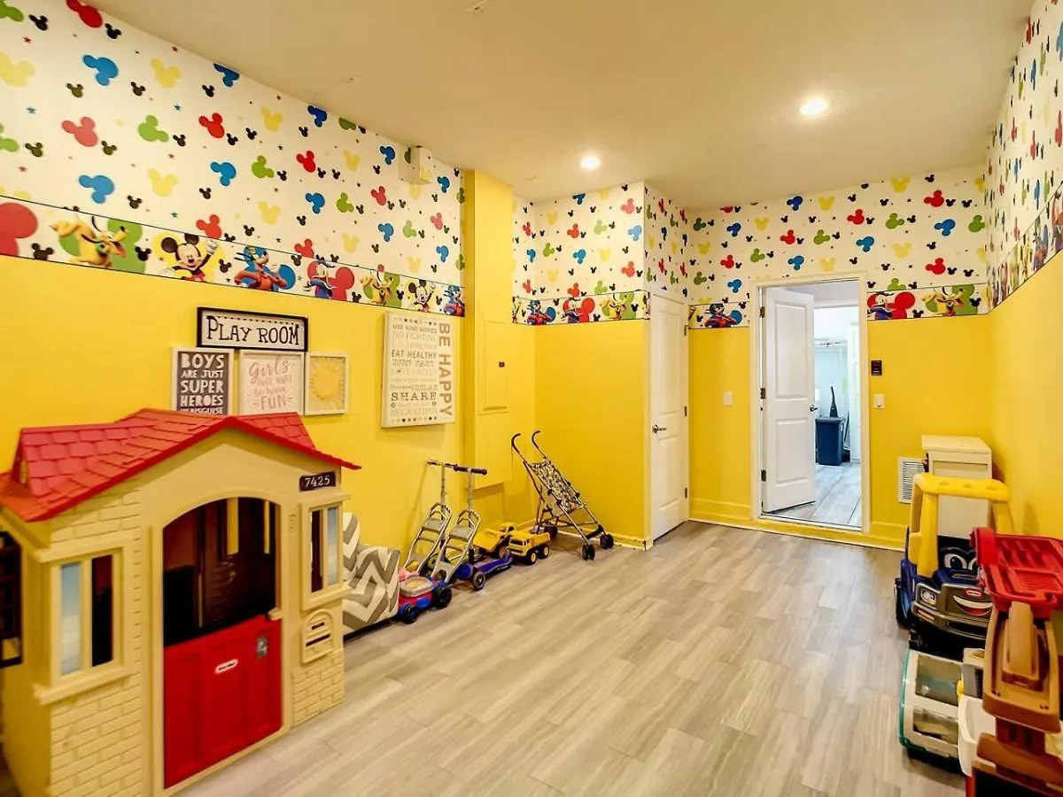 Holiday home Storeylake Imagination Villa, 5mi Universal
