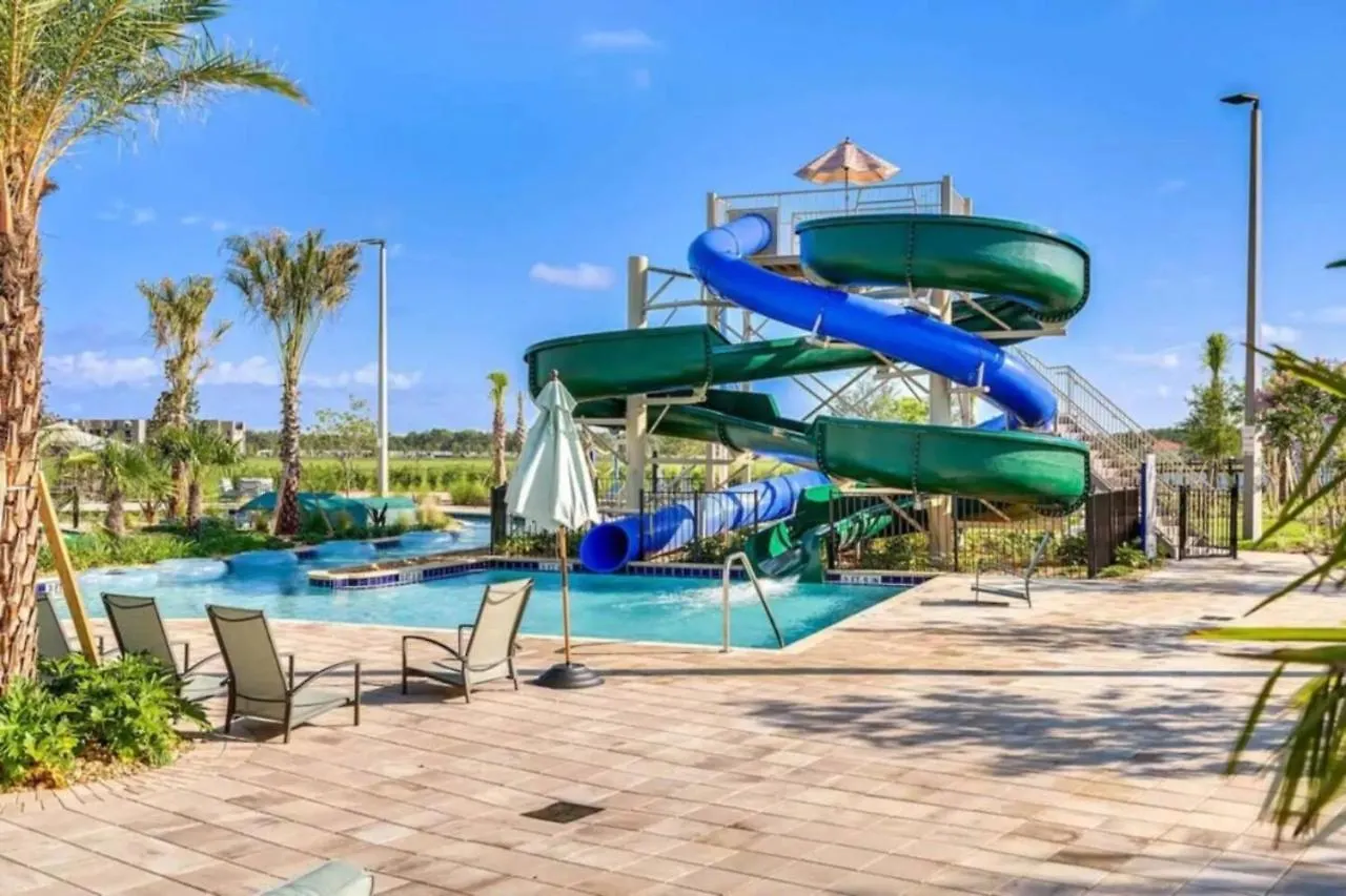 Storeylake Imagination Villa, 5mi Universal Holiday home