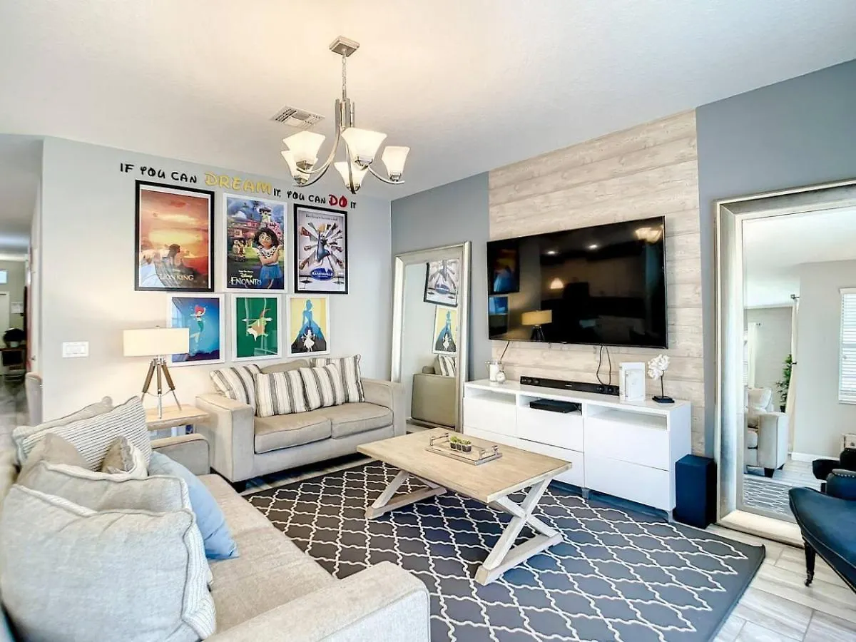 Holiday home Storeylake Imagination Villa, 5mi Universal Kissimmee