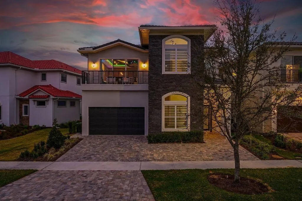 Modern 7 Bdrm Mansion With Themed Bedrooms At The Bear's Den