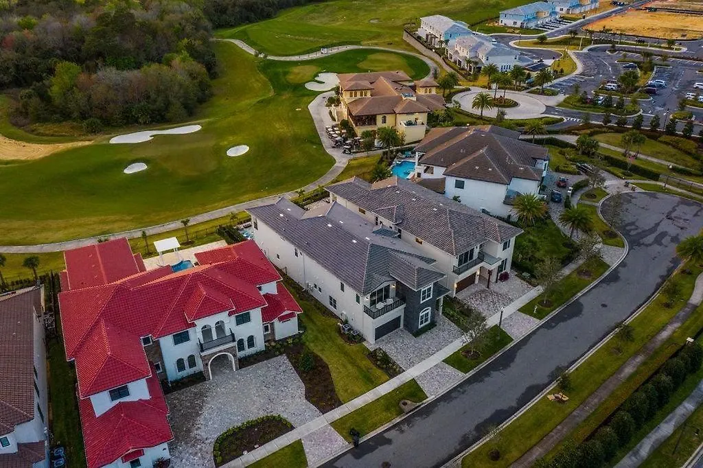 Modern 7 Bdrm Mansion With Themed Bedrooms At The Bear's Den