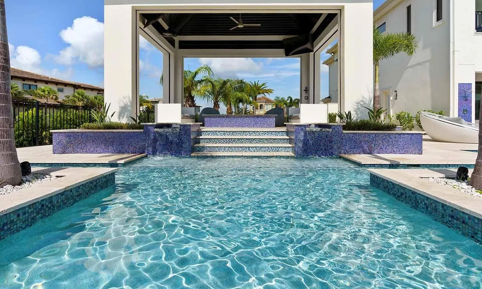 Holiday home Luxurious 9 Bdrm Estate With Golf Simulator And Entertainment Loft At Reunion