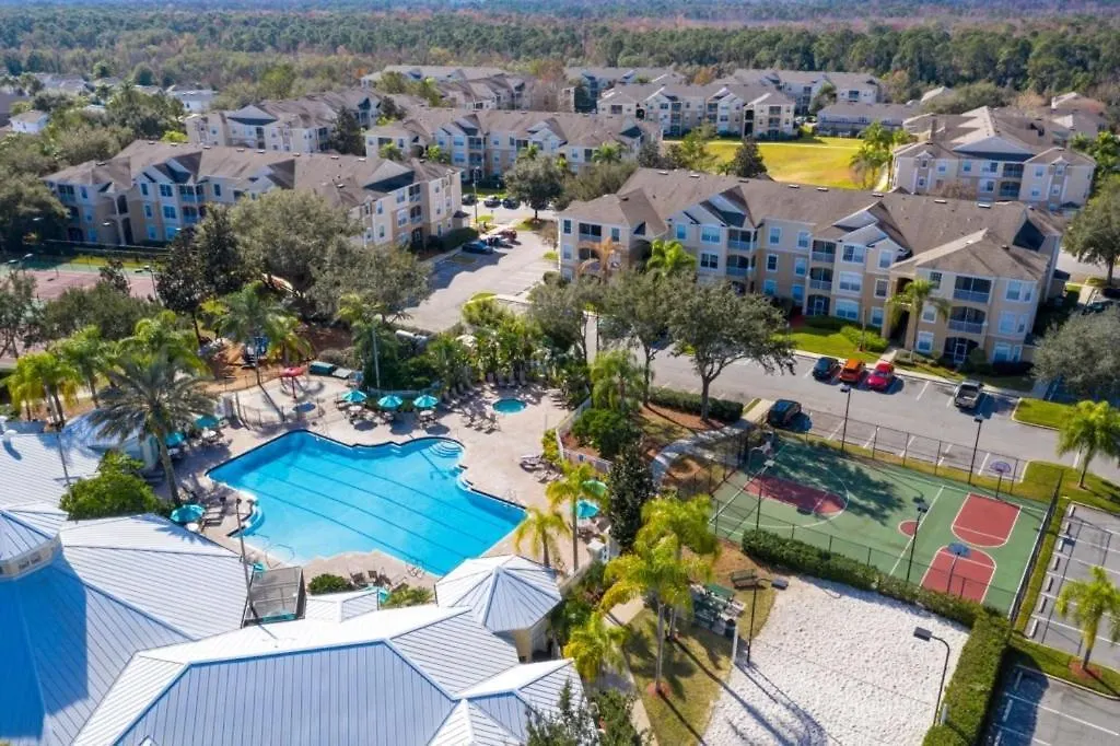 Apartment Spacious 3 Bed, 2 Bath In Gated Community