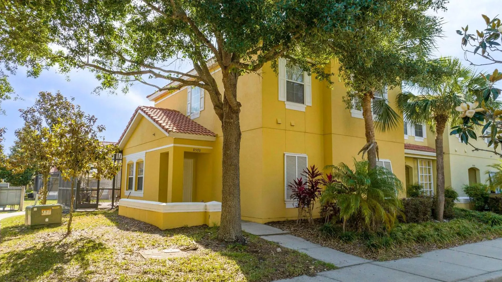 Holiday home 4bd W Pool & Close To At Paradise Palms 8570 Four Corners