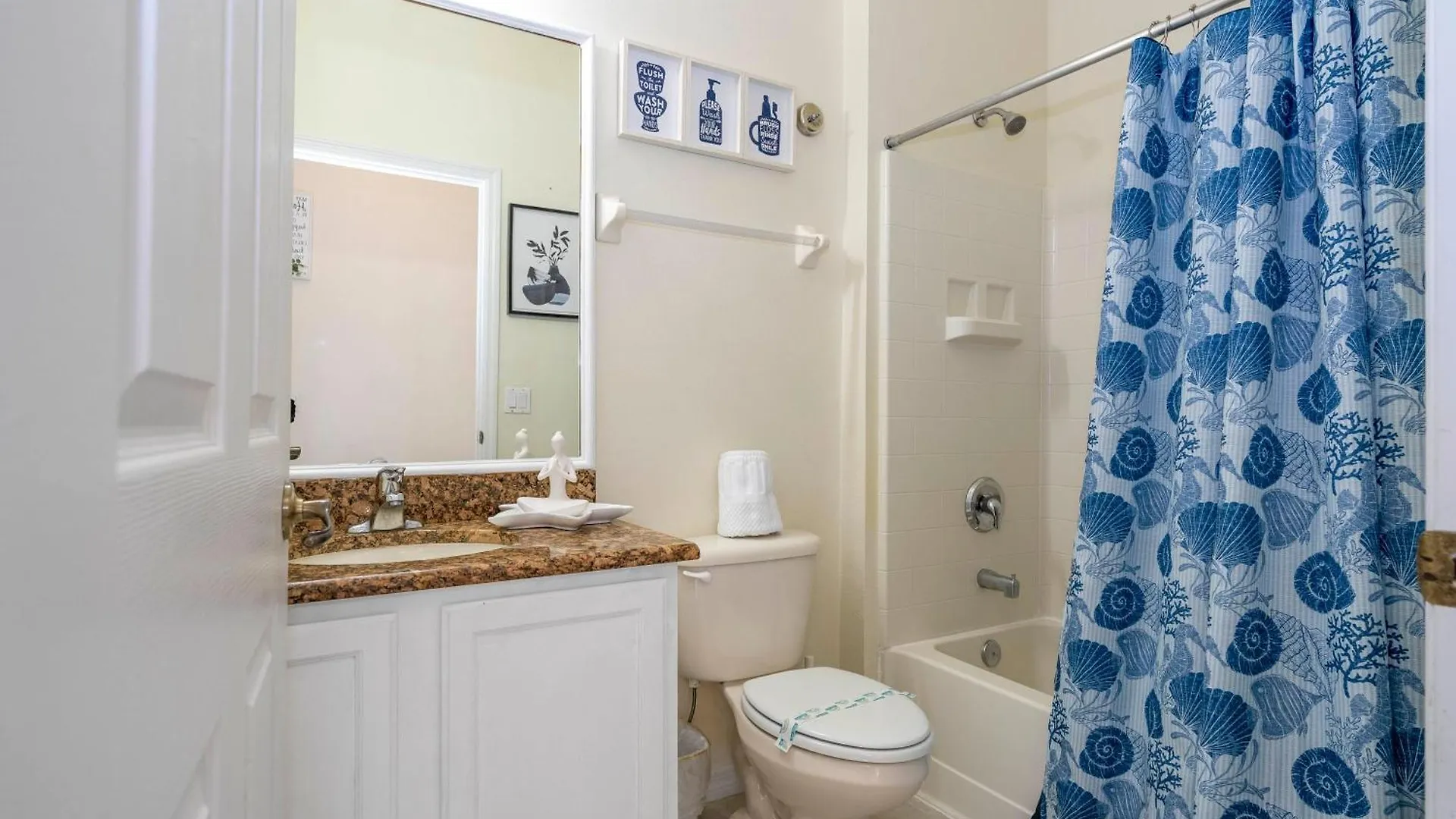 4bd W Pool & Close To At Paradise Palms 8570 Four Corners