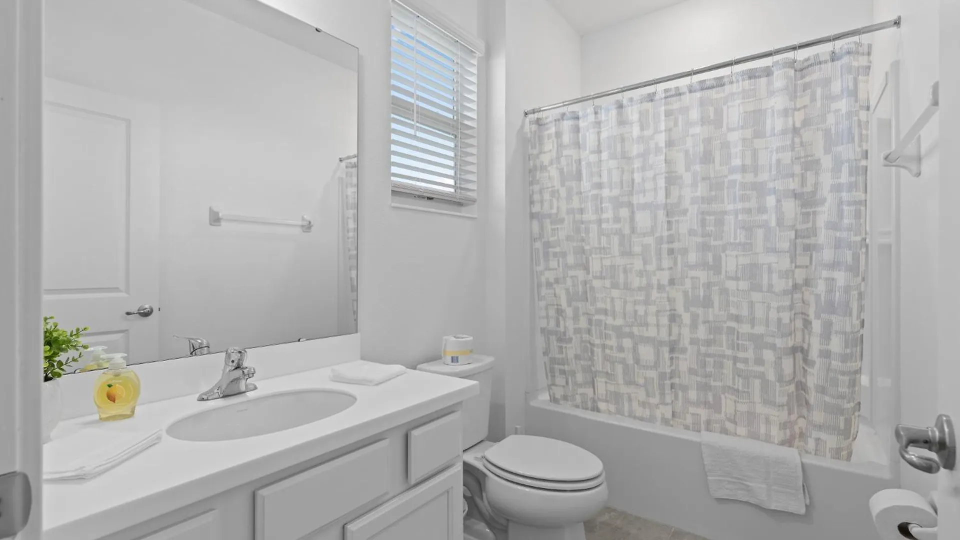 Cozy Master With Private Bath Kissimmee