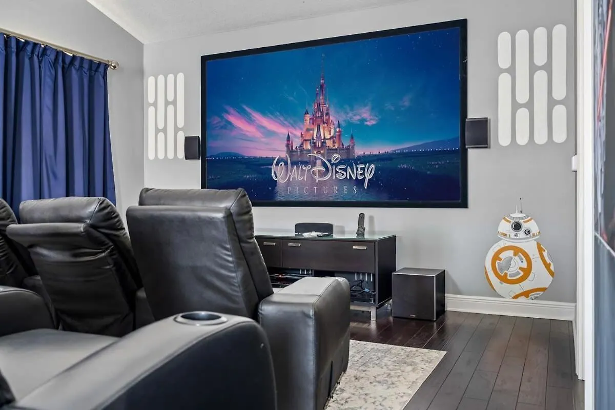 Game Heated Pool Cinema 6mi To