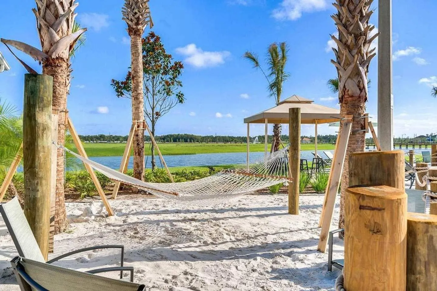 - Storey 423 Kissimmee