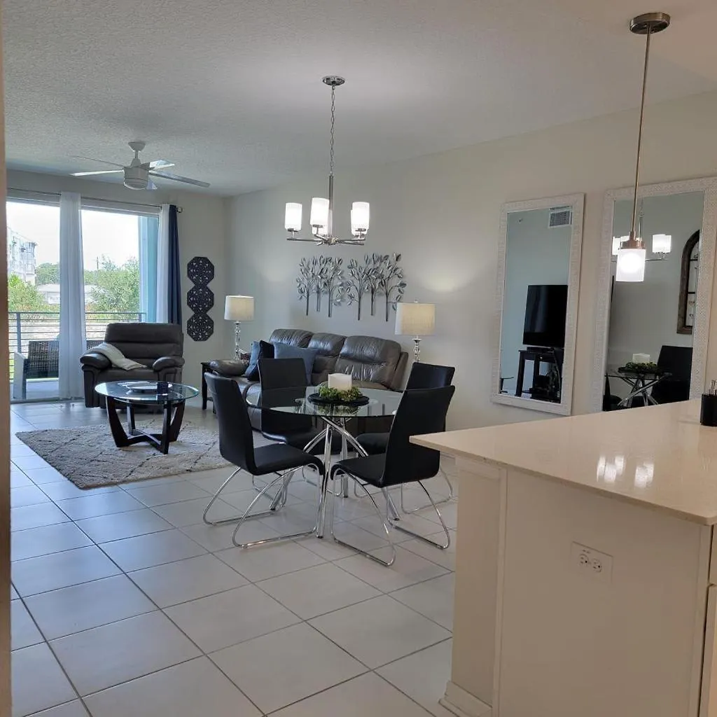 - Storey 423 Kissimmee