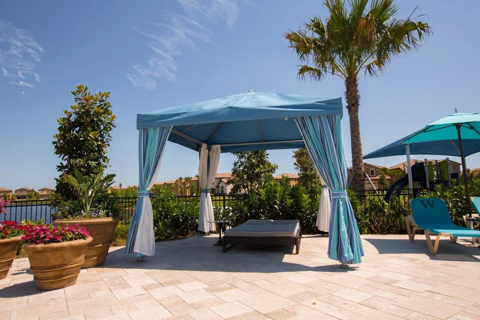 Villa Windsor At Westside 259 By *
