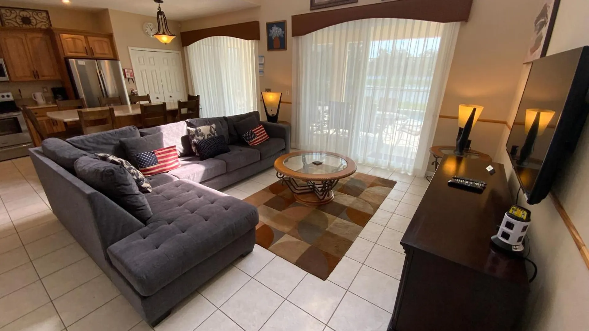 Seasons 6 Bedrooms, 4 Masters And Water View Holiday home Kissimmee